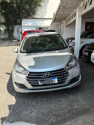 HYUNDAI HB20S 1.6 COMFORT PLUS 16V FLEX 4P AUTOMÁTICO